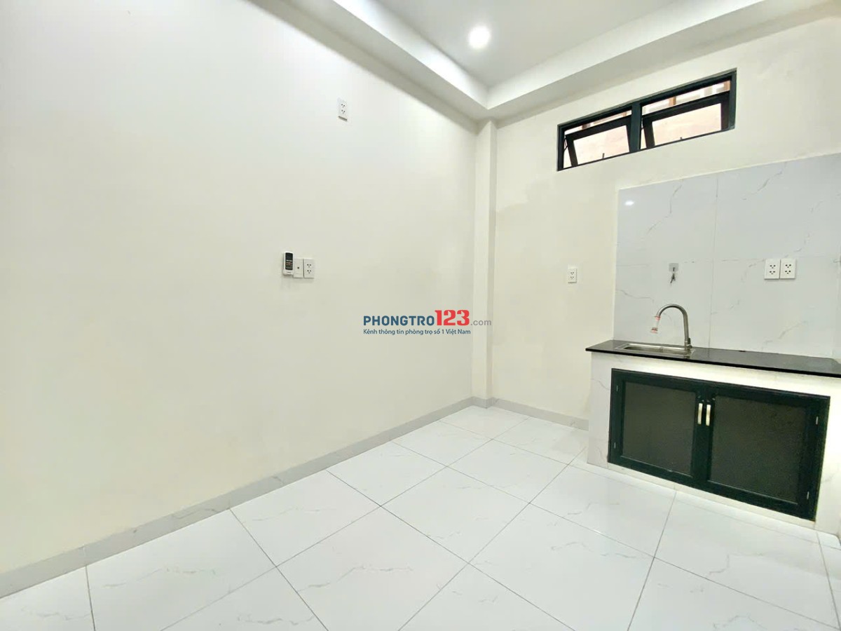 Cho thuê phòng trọ studio full nội thất gần Hàng Xanh, Bình Thạnh – Rộng rãi ,cửa sổ lớn