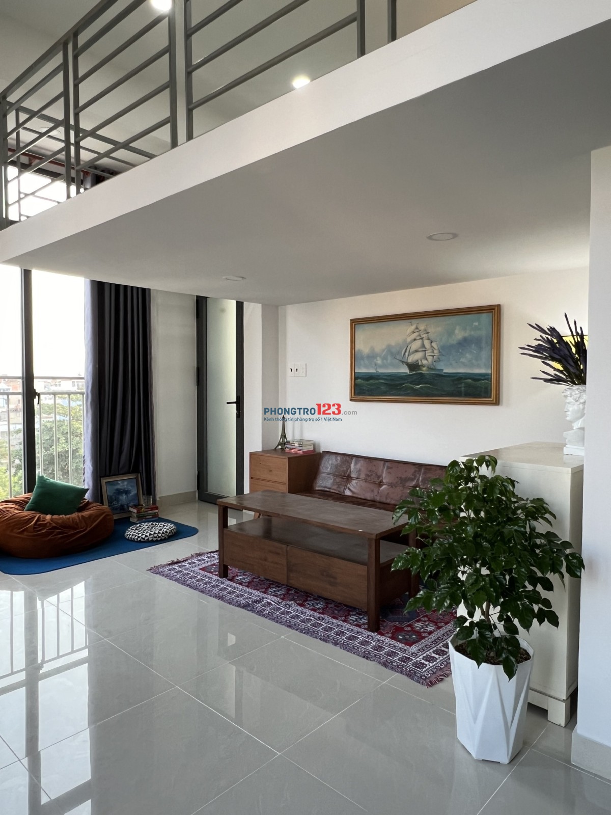 Cho Thuê Phòng Gác Cao Ban Công Full Nội Thất Ngay Lê Văn Sỹ - Vòng Xoay Lăng Cha Cả - Tân Bình
