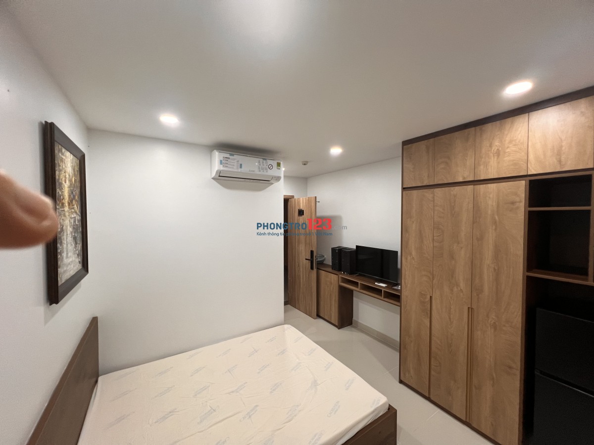 CĂN HỘ HOT - SÁT VÁCH RMIT & LIỀN KỀ PHÚ MỸ HƯNG