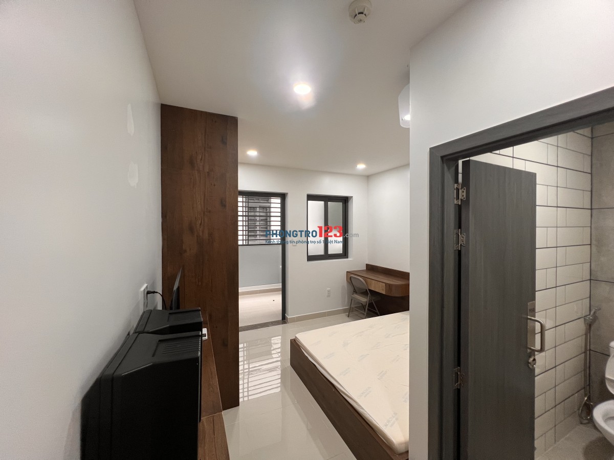 CĂN HỘ HOT - SÁT VÁCH RMIT & LIỀN KỀ PHÚ MỸ HƯNG