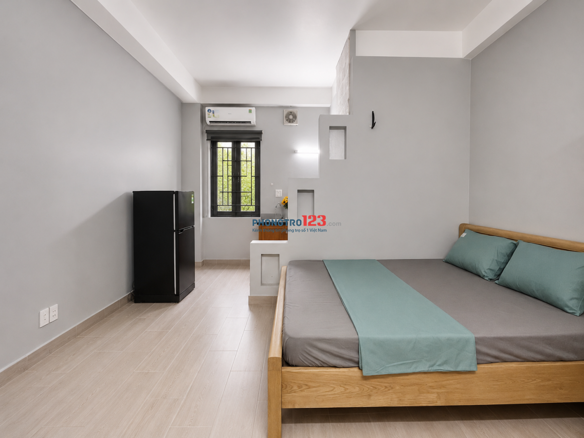 PHÒNG CỬA SỔ TRỜI - THANG MÁY NGUYỄN THỊ THẬP CHỢ TÂN MỸ