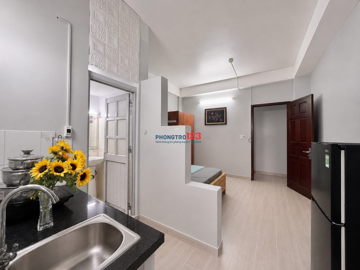 PHÒNG CỬA SỔ TRỜI - THANG MÁY NGUYỄN THỊ THẬP CHỢ TÂN MỸ