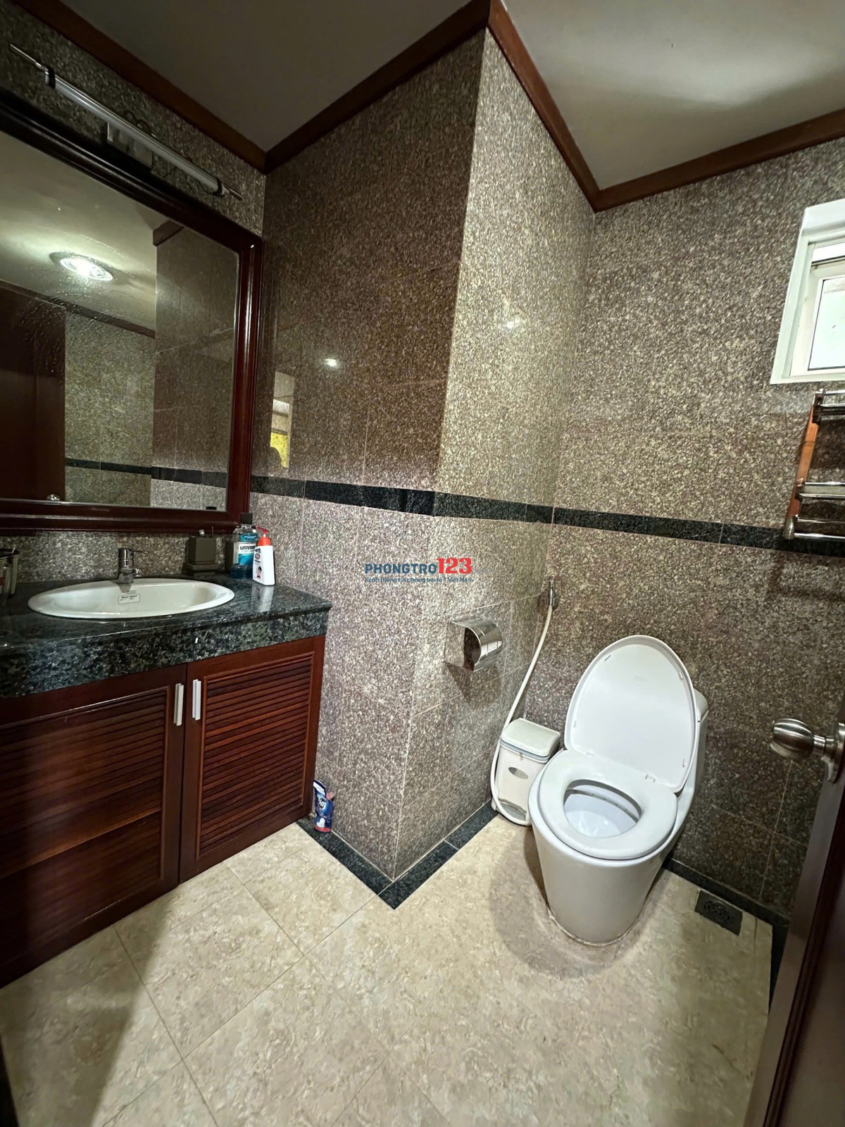 2.3tr - Share phòng trong căn hộ Full nội thất
