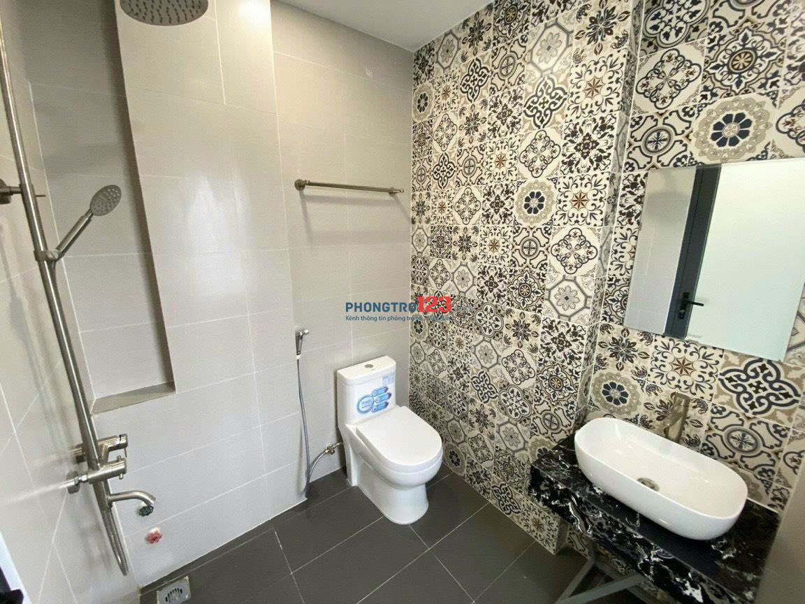 Studio Mới Xây Ngay Nơ Trang Long Gần Đại Học Văn Lang Cơ Sở 2