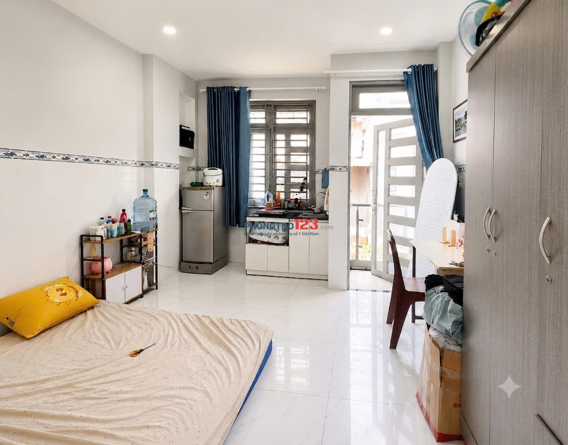 Pass phòng gấp - đường Hoàng Hoa Thám, Bình Thạnh - Gần trung tâm, full nội thất