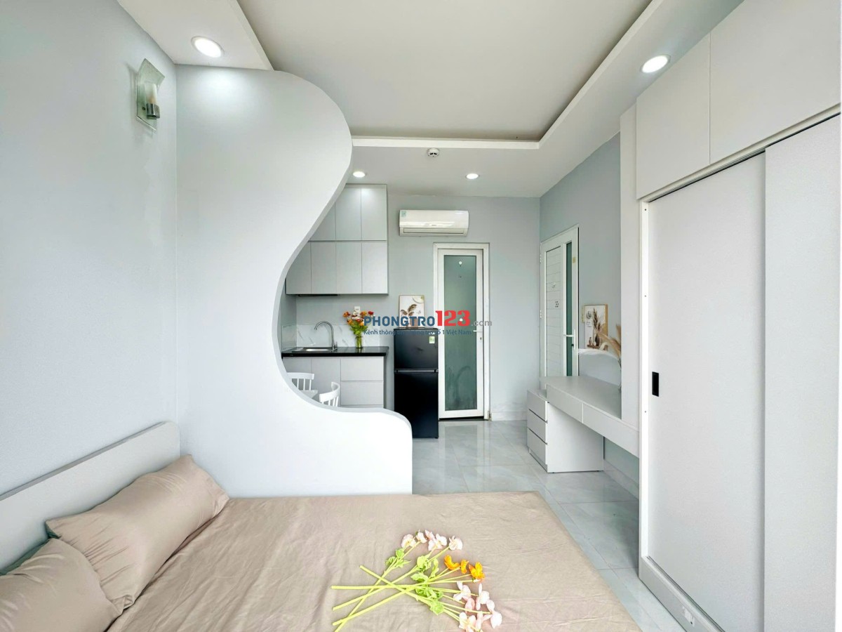  Phòng Studio Cao Cấp Thiết Kế Hiện Đại, Full Nội Thất, Ban Công Thoáng, Ánh Sáng Tự Nhiên 