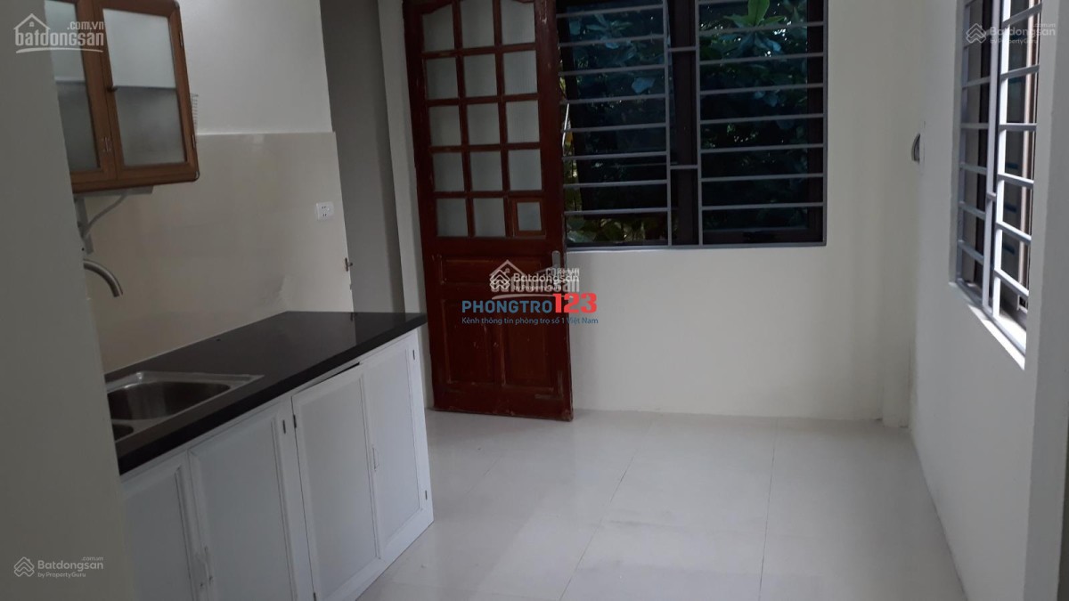 Nhà chính chủ 260 Kim Ngưu, Lạc Trung 3,6 triệu, 37m², giá tốt