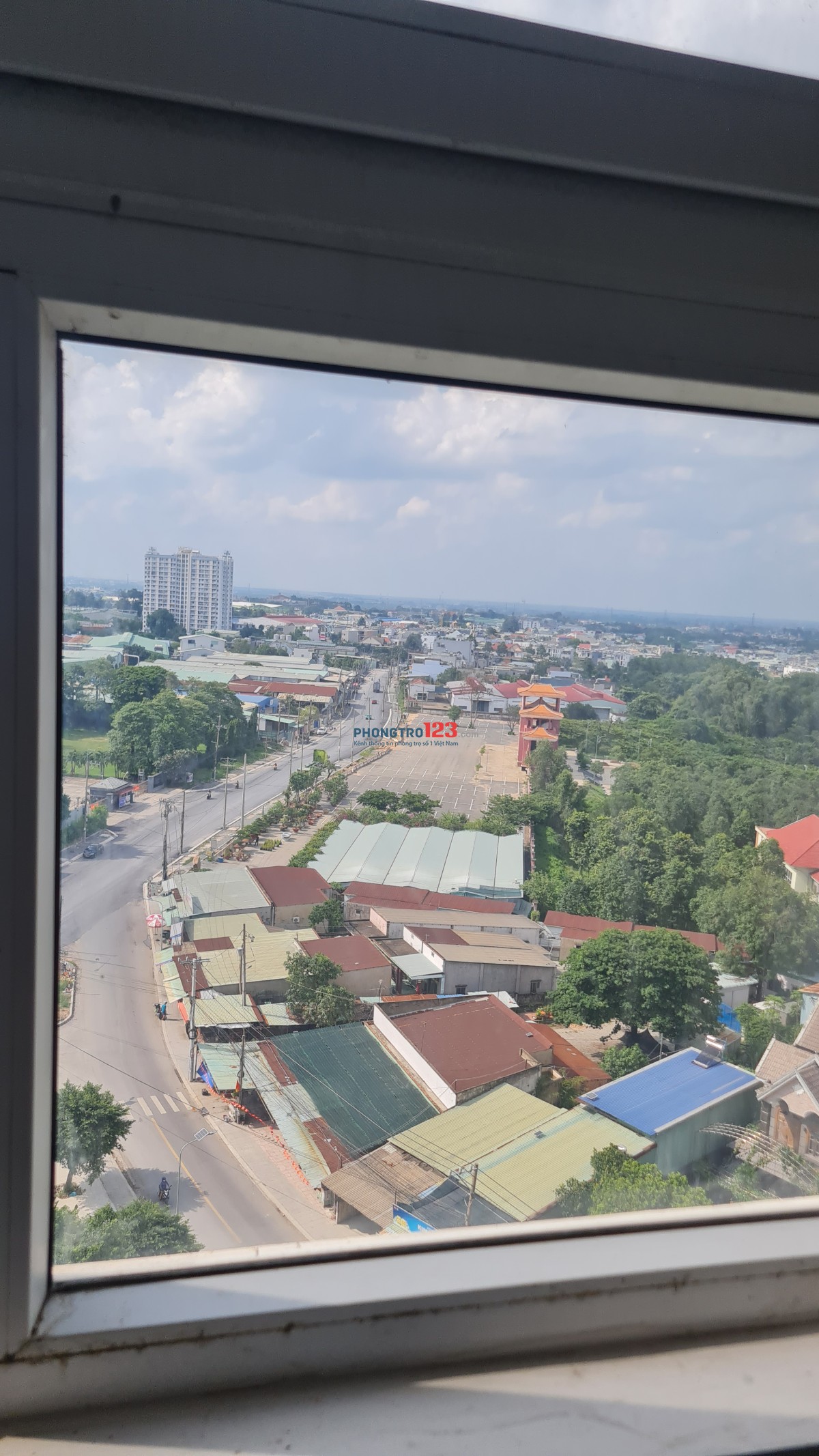 Cho thuê nguyên căn 2 PN 1WC tòa nhà Biwase Tower gần vòng xoay An Phú