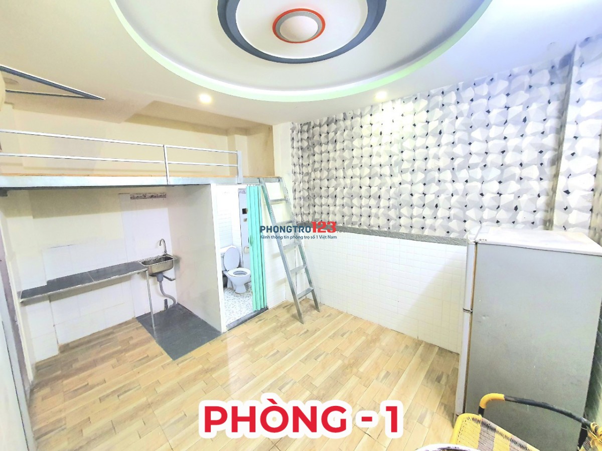 Phòng MÁY LẠNH 18m2 sau chợ Tân Bình, giáp Q10, An ninh tốt, nhà xe riêng.
