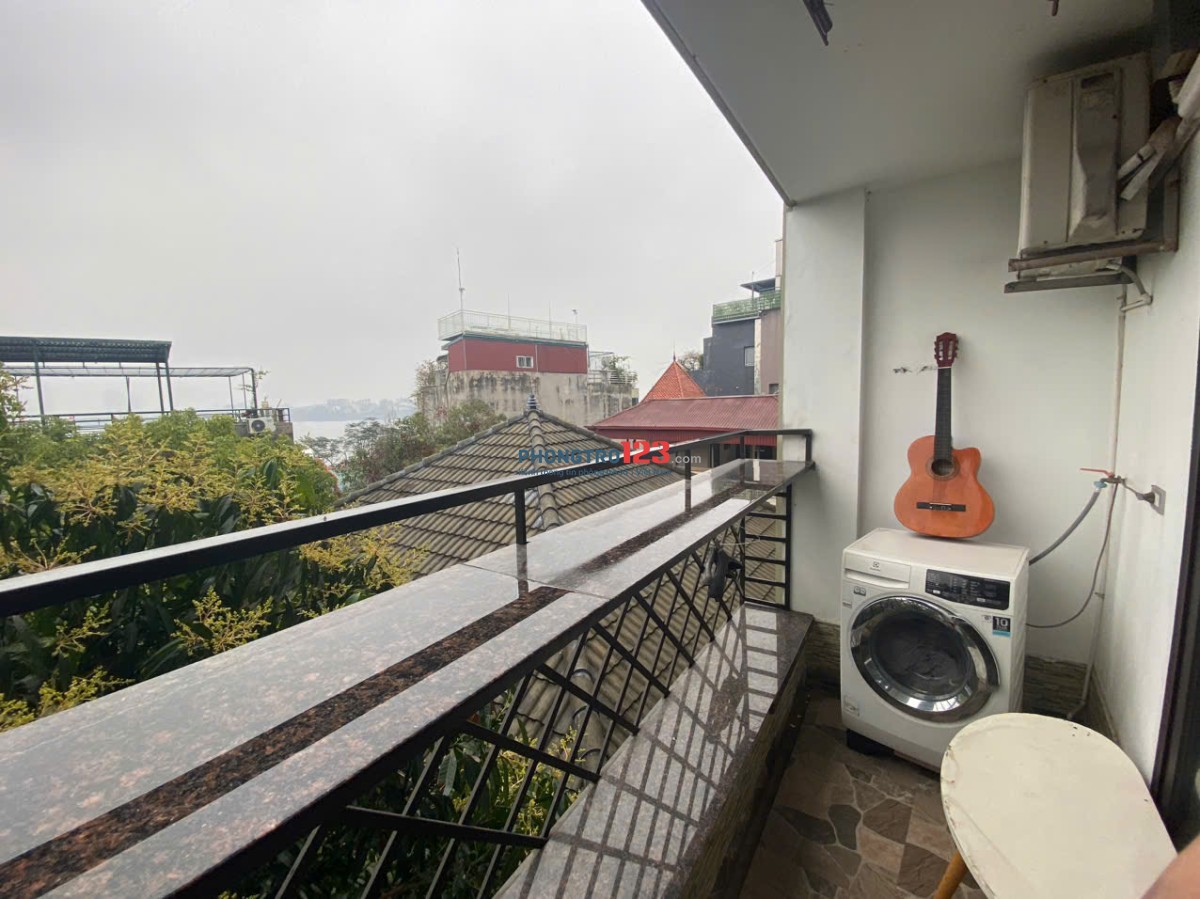 Cho thuê Căn hộ chung cư mini tại ngõ 193 Trích Sài. Ban công thoáng View Hồ Tây. Chỉ 7tr