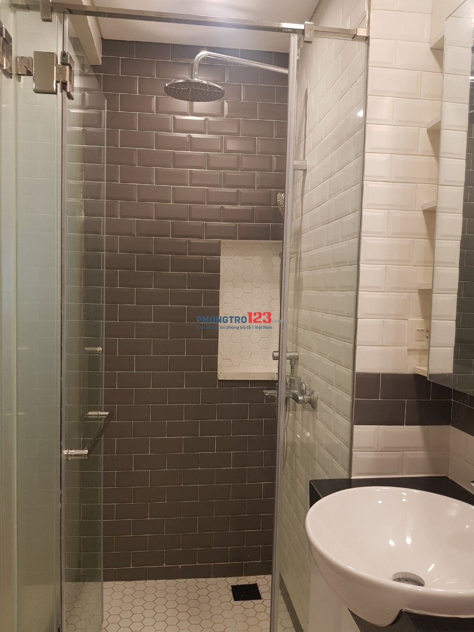 Studio full đồ 30m² – 2 phút ra Hồ Tây – chỉ 7 triệu/tháng