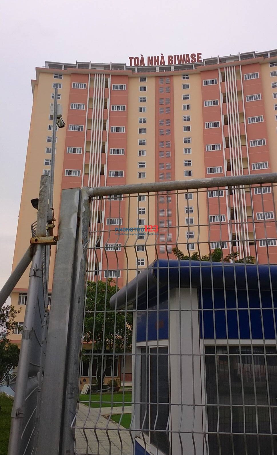 Cho thuê nguyên căn 2 PN 1WC tòa nhà Biwase Tower gần vòng xoay An Phú