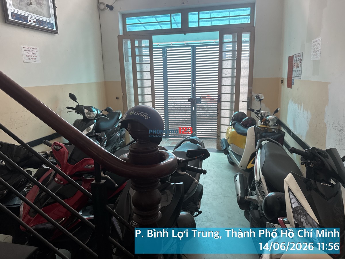 Pass lại Phòng tầng trệt nhà nguyên căn Full Nội Thất, WC riêng