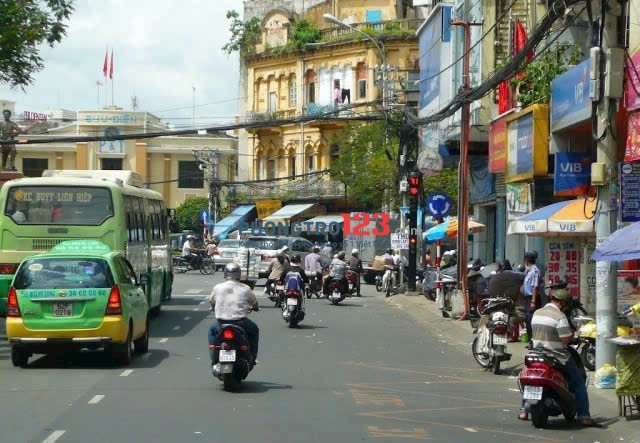 CHO THUÊ MẶT BẰNG MẶT TIỀN CHỢ LỚN (TP.HCM)