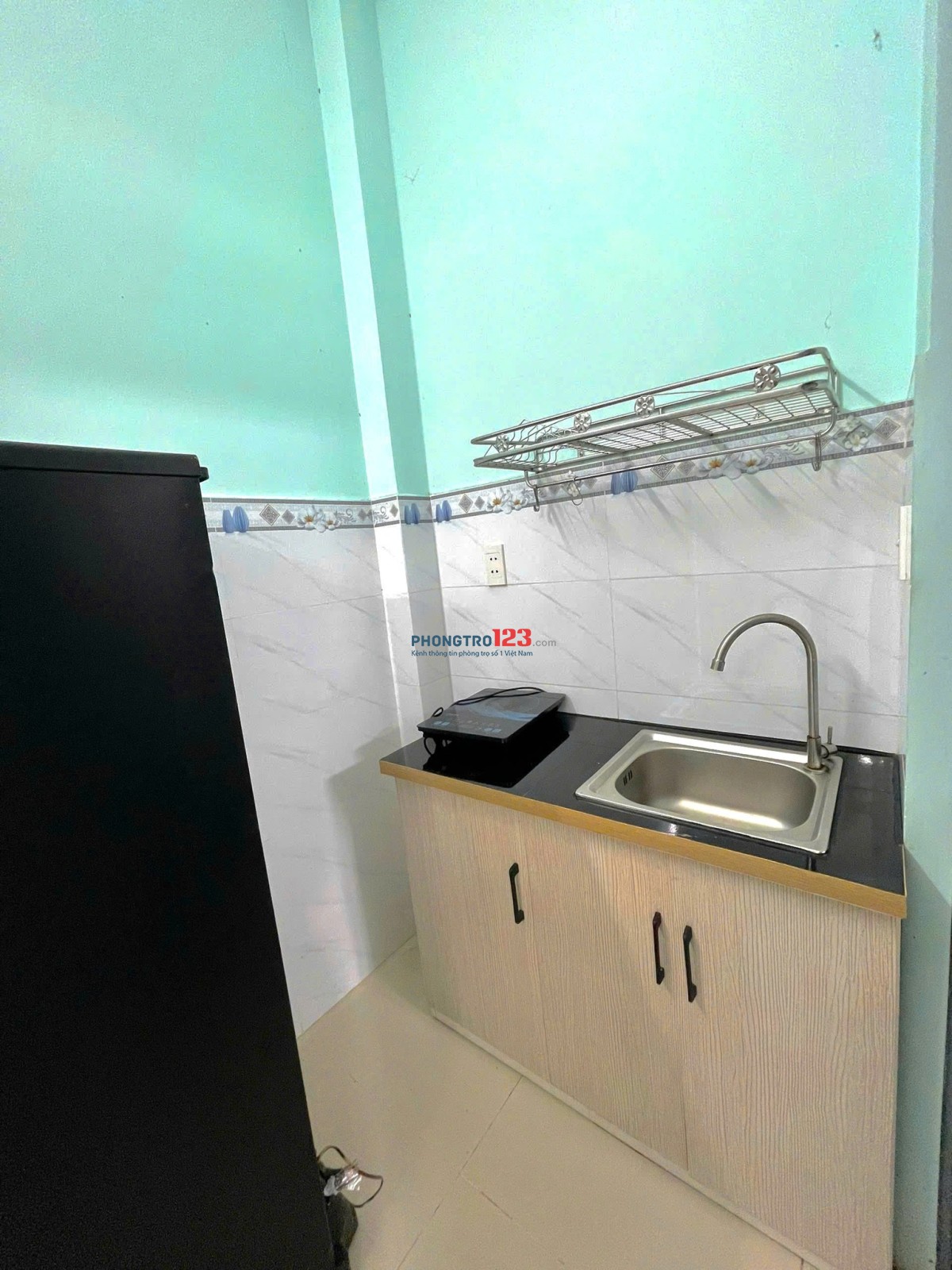 PHÒNG MỚI XÂY CÓ BAN CÔNG NGAY CAO ĐẲNG CÔNG THƯƠNG - GIÁ RẺ LÂN CẬN - ĐANG ƯU ĐÃI MẠNH