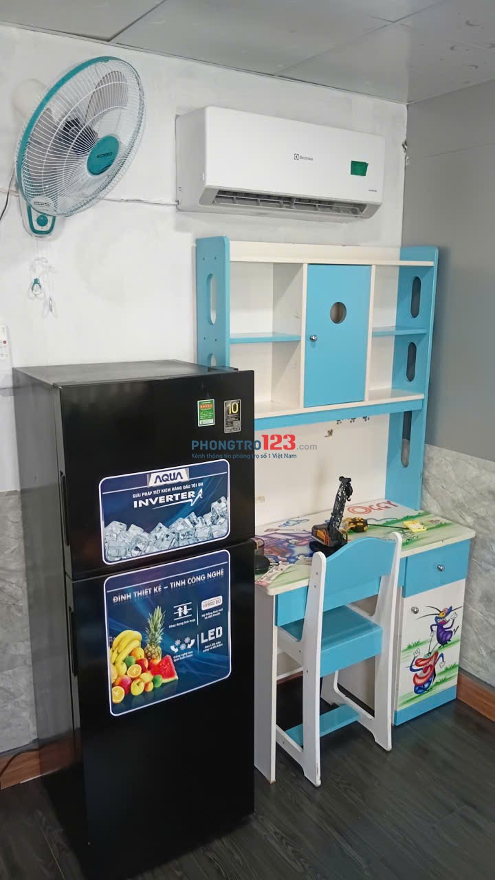 cho Nữ Sinh viên hoặc nhân viên văn phòng thuê,đầy đủ tiện nghi,yên tĩnh,riêng tư.
