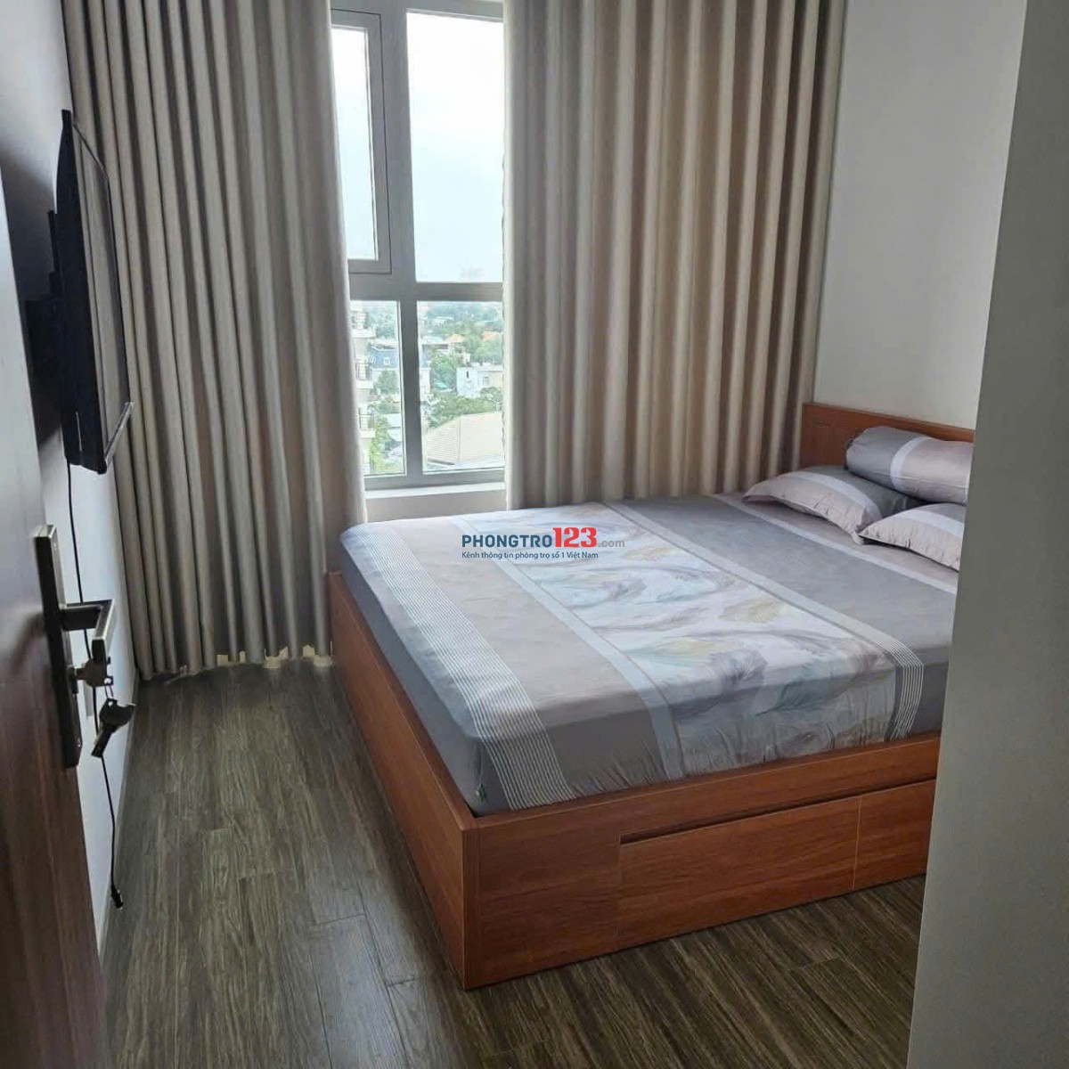 Cho thuê CC carillon 2 có nội thất, 2p ngủ, giá 10tr/th