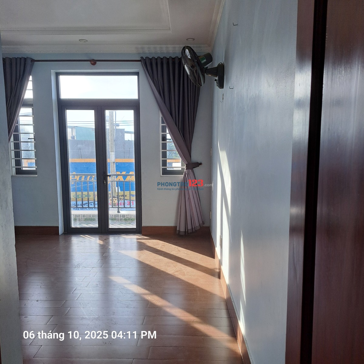 Cho thuê phòng ban công, có máy lạnh, 878C Hà Huy Giáp giá 2,7 triệu