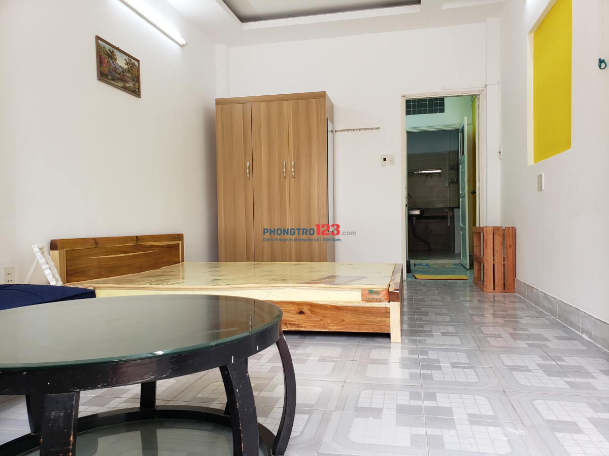 Phòng 45m2, full nội thất, đường Nguyễn Trãi, P9 cũ, Q5, 5tr7/ tháng