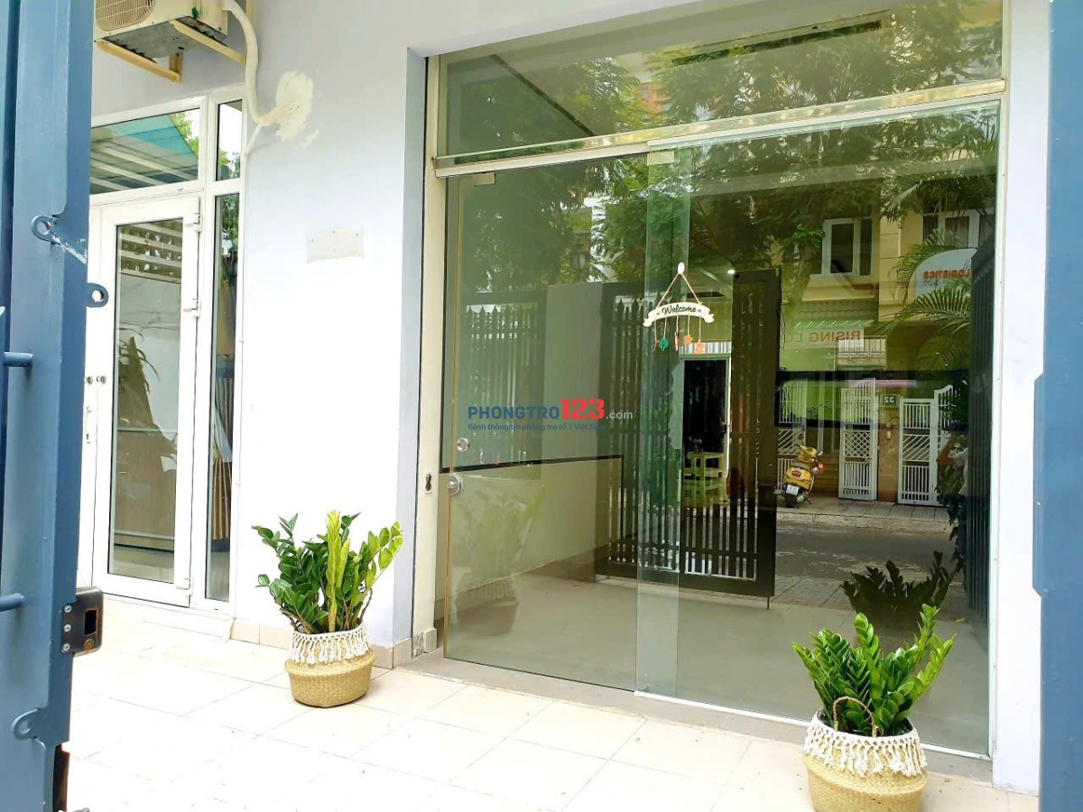 KTX Nữ Cao Cấp Quận 7 – Đối Diện RMIT, Trọn Gói Chỉ Từ 2 Triệu/Tháng
