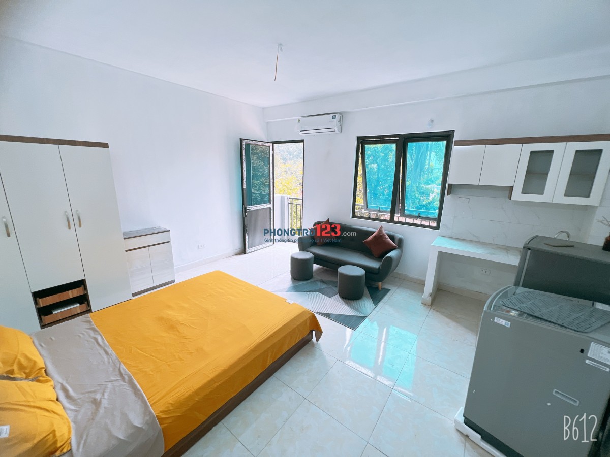 Cho thuê phòng full đồ, ban công thoáng tại số 10/144 Hồ Quan Nhân, Thanh Xuân gần DH Nhân Văn