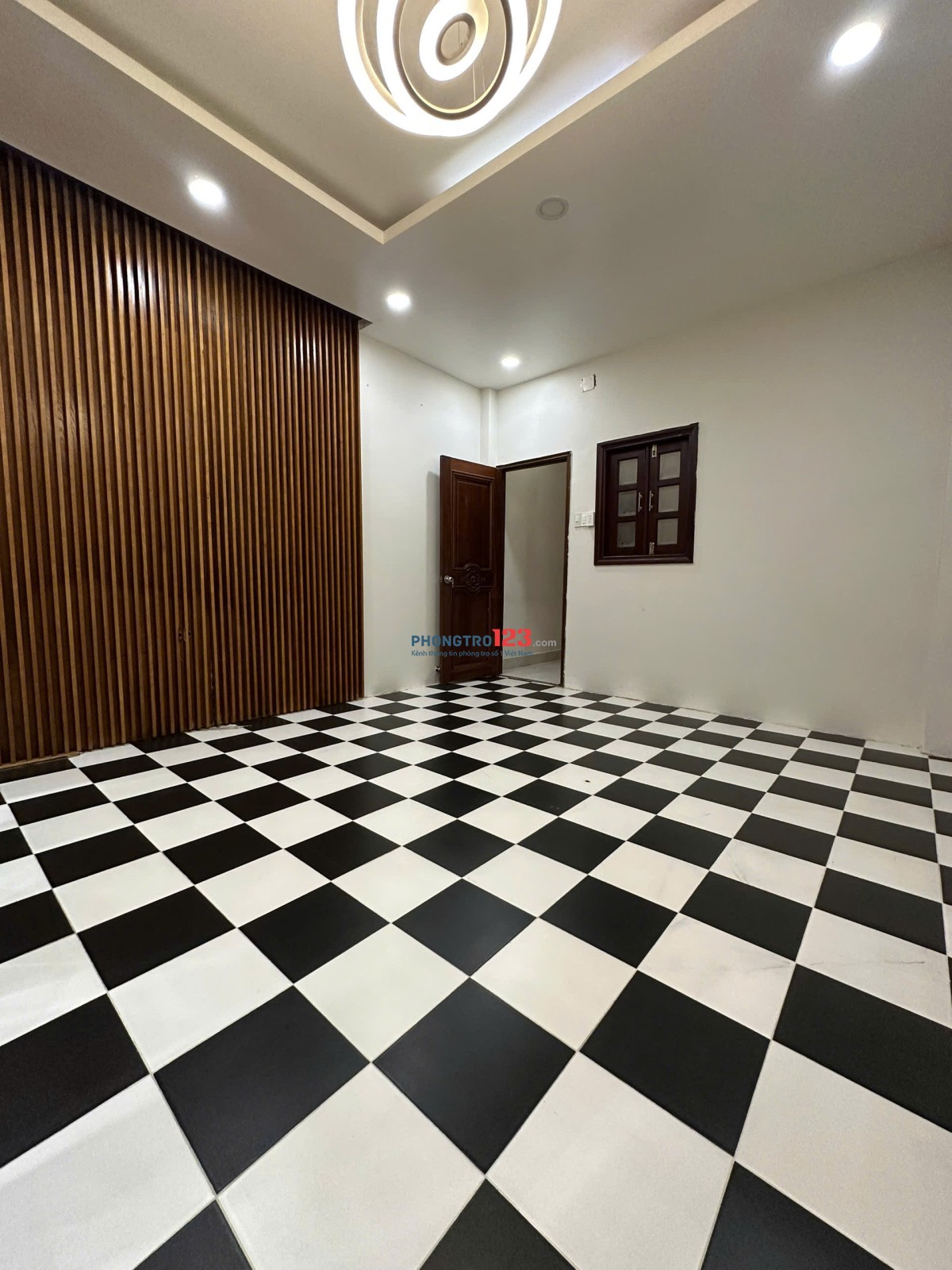 PHÒNG TRỌ SẠCH ĐẸP NGAY NGÃ 5 CHỢ THỦ ĐỨC – CHỈ 3 TRIỆU/THÁNG