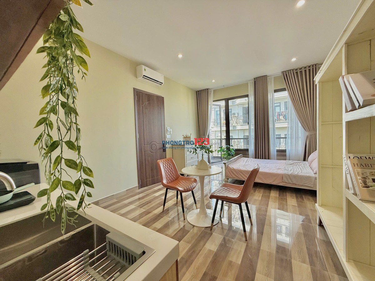 Studio Full Nội Thất + Ban Công Rộng - Tân Quy Q7