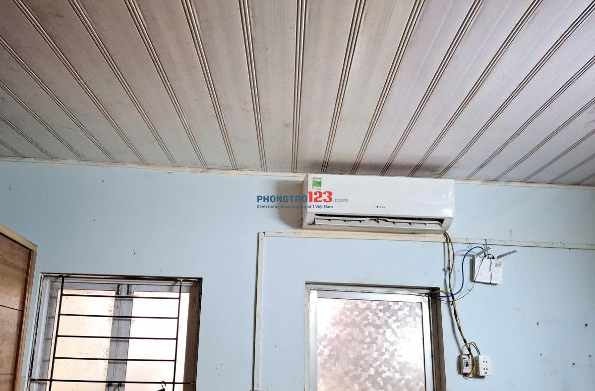 Cho thuê phòng trọ 15m2 Đường Nguyên Hồng (gần Hồ Thành Công)