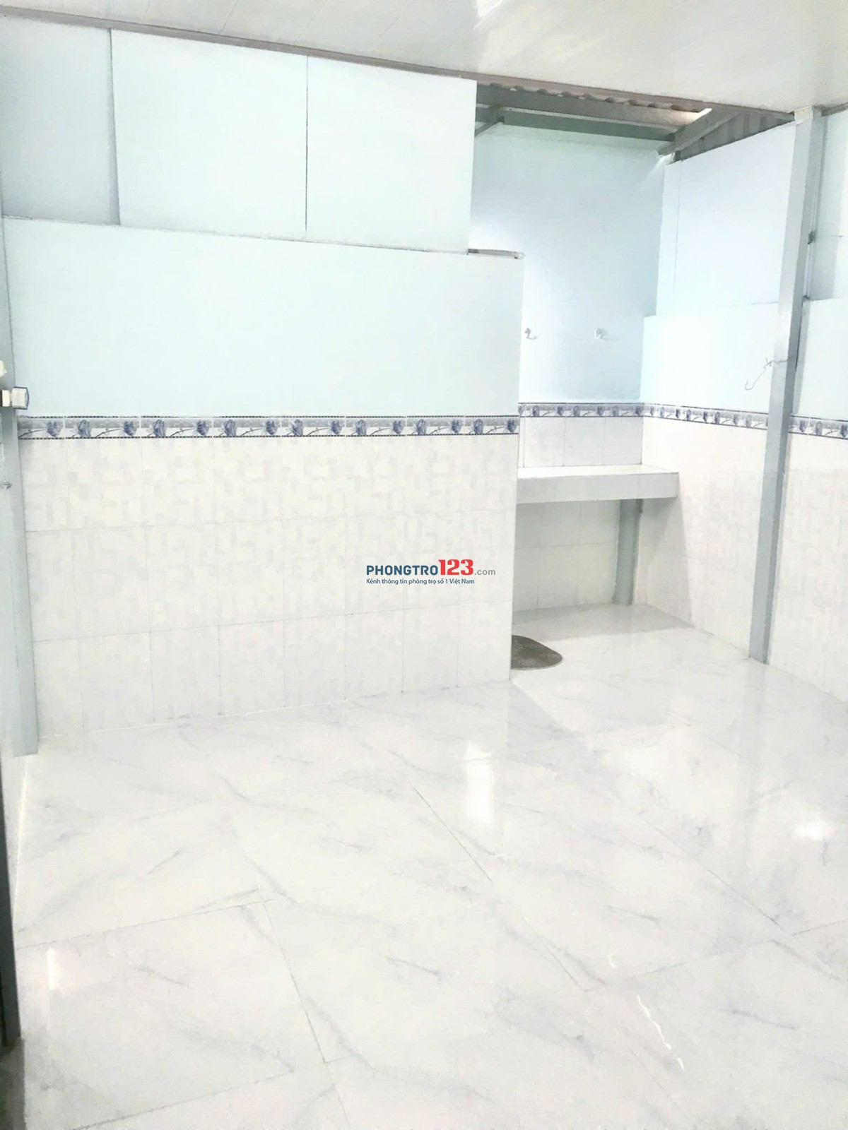 Cần bạn nữ ở ghép Đỗ Thị Lời, Q3 cũ
