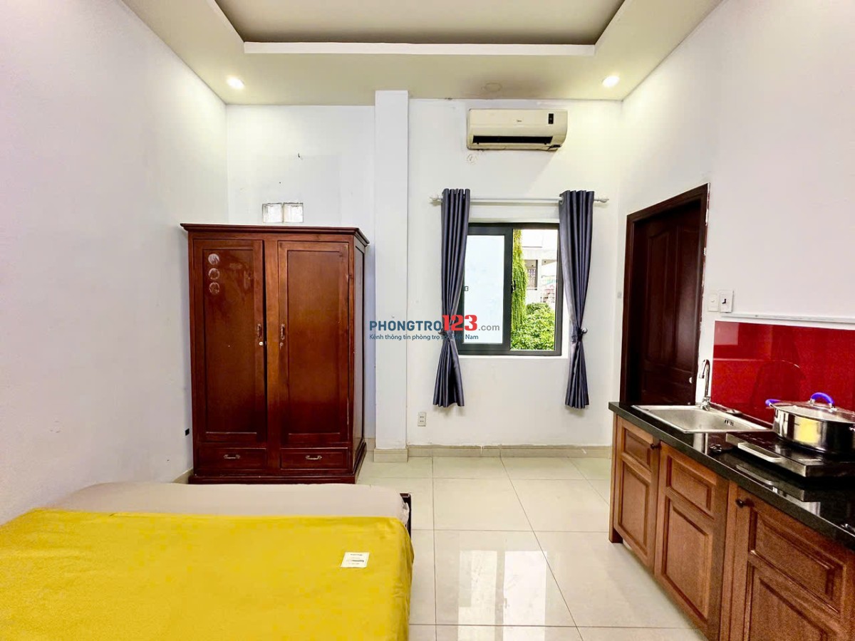 PHÒNG MỚI CỬA SỔ LỚN NGAY PHẠM VĂN CHIÊU - QUANG TRUNG