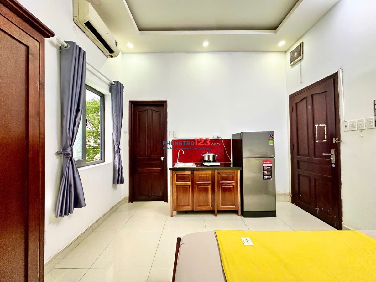 PHÒNG MỚI CỬA SỔ LỚN NGAY PHẠM VĂN CHIÊU - QUANG TRUNG