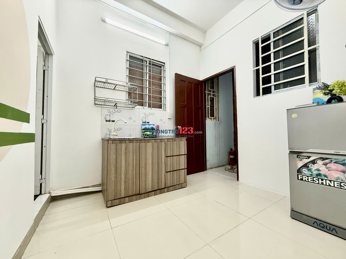Phòng CHDV 1PN PK đủ NT, Đối diện hẻm 140 Phạm Văn Chiêu Quận Gò Vấp LH 0944 39 79 69
