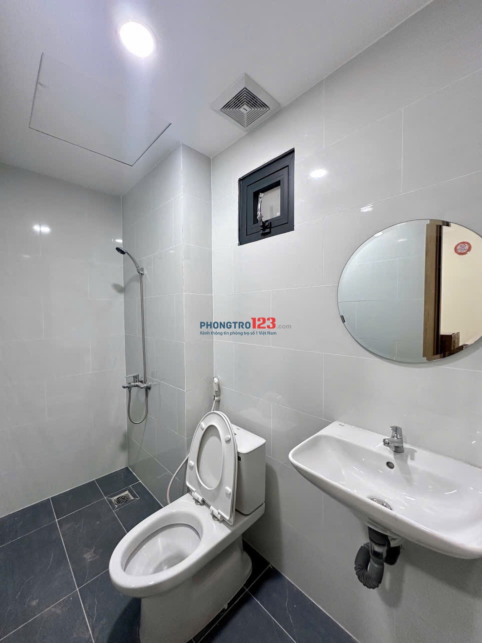 Phòng Ban Công 35m2, sát cầu Phú Mỹ, Crescent Mall, đh TDTU chỉ 4Tr5