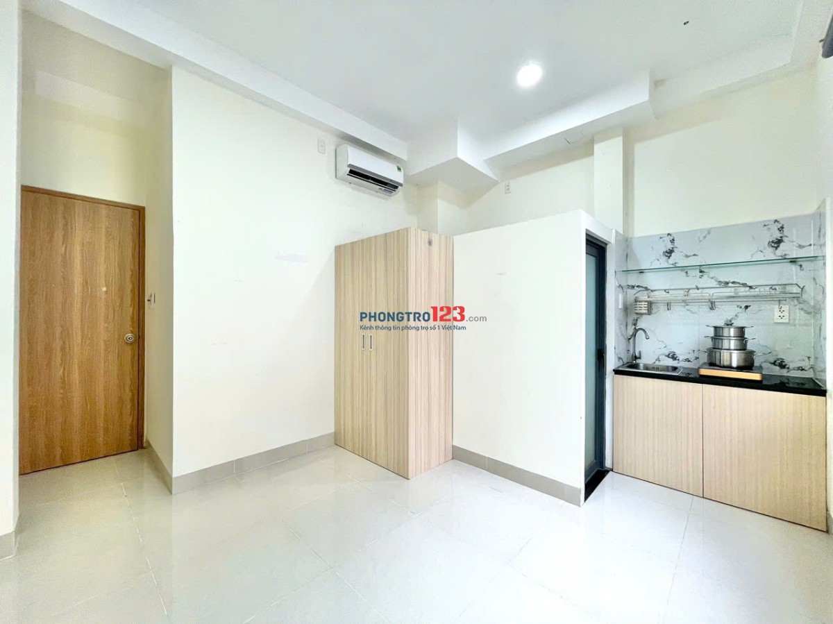 PHÒNG CỬA SỔ TRỜI MỚI GẦN CẦU LÊ VĂN SỸ Q.3