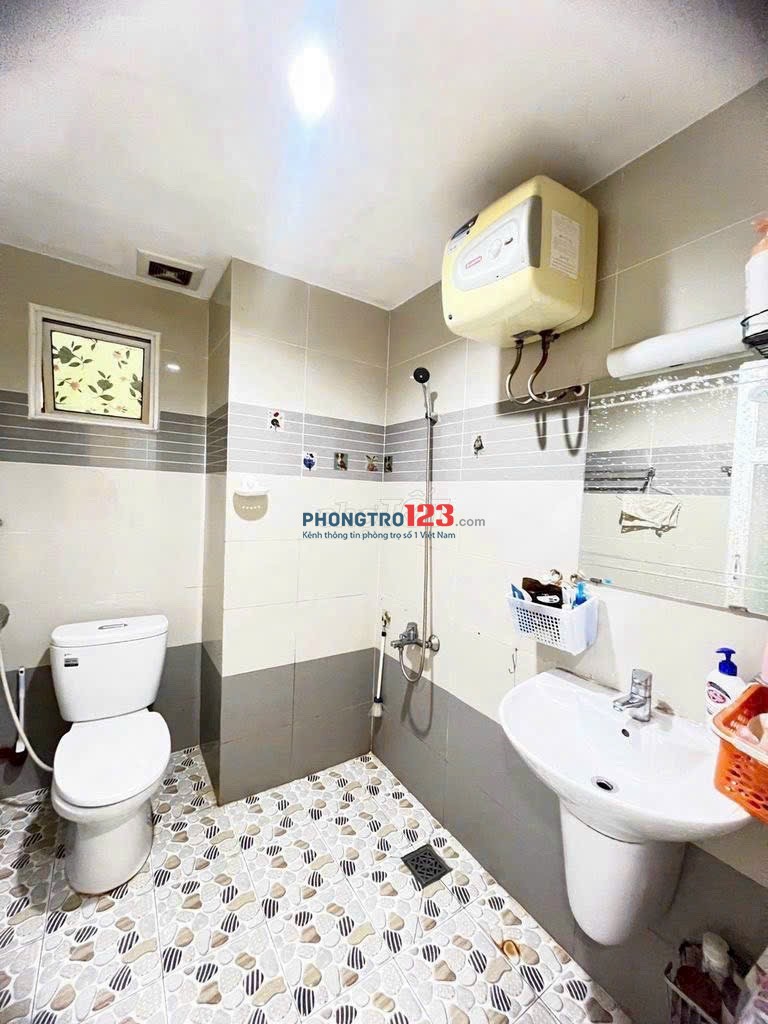 Phòng mới đầy đủ nội thất trong chung cư HAGL1, HAGL3 và PHA với an ninh 24/24 ở Quận 7