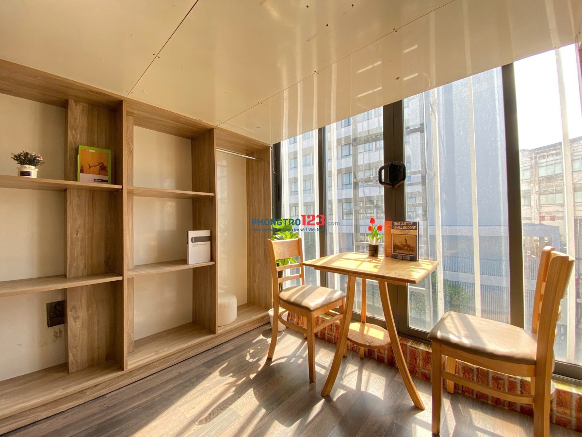 Cho thuê phòng có gác, cửa sổ trời lớn - Hồ Văn Huê, Phú Nhuận gần Sân bay, Quận 3 và Quận 1
