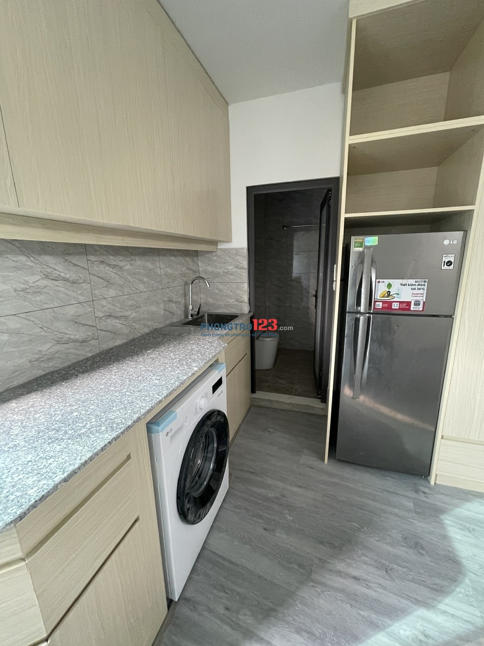NGÕ 1150 ĐƯỜNG LÁNG • Phòng 40m² (1 phòng ngủ + 1 phòng khách riêng biệt)