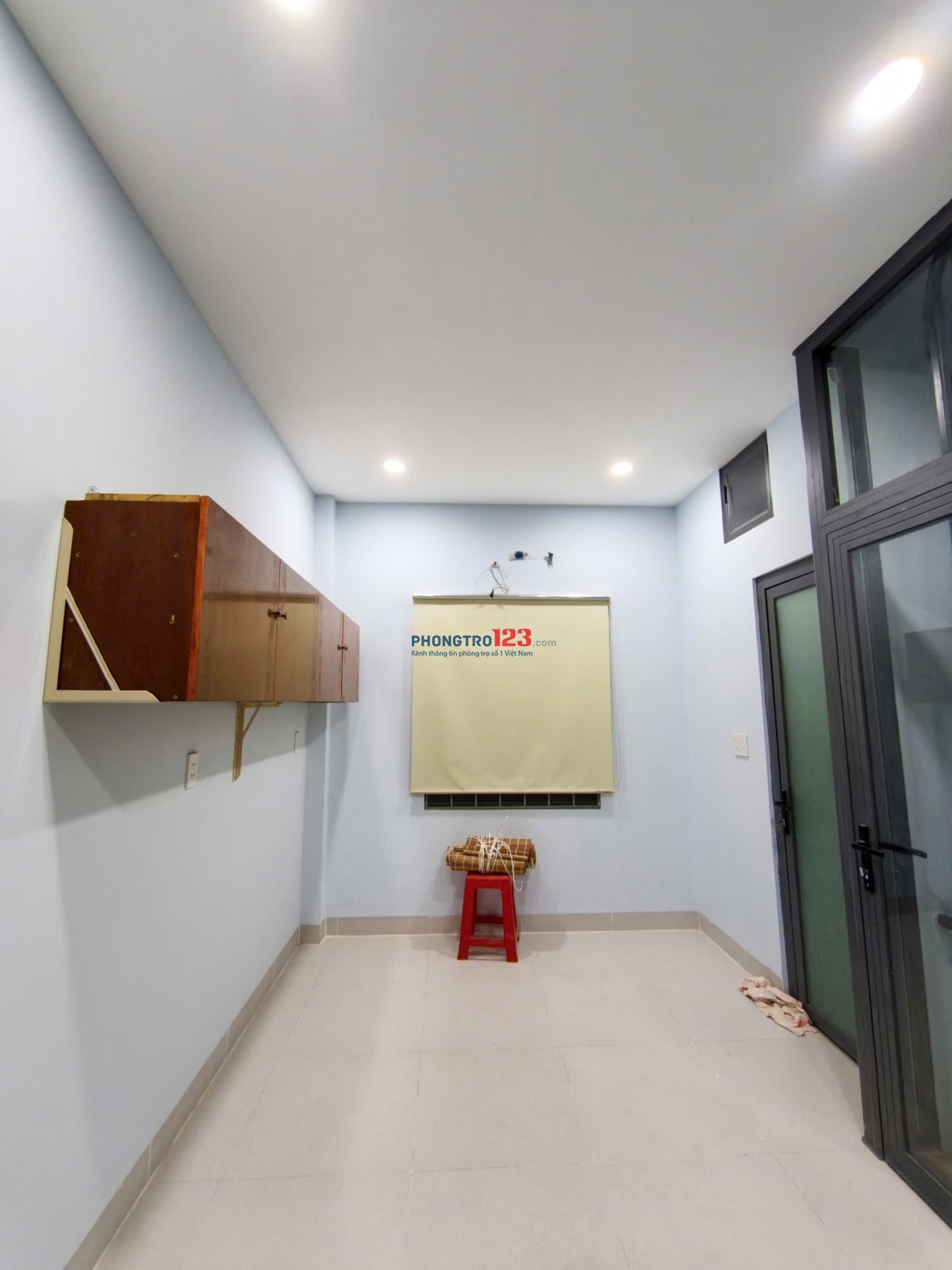 Cho thuê phòng trọ ở lầu 1, mặt tiền đuờng Chu Văn An, khu vực thuận lợi giao thông