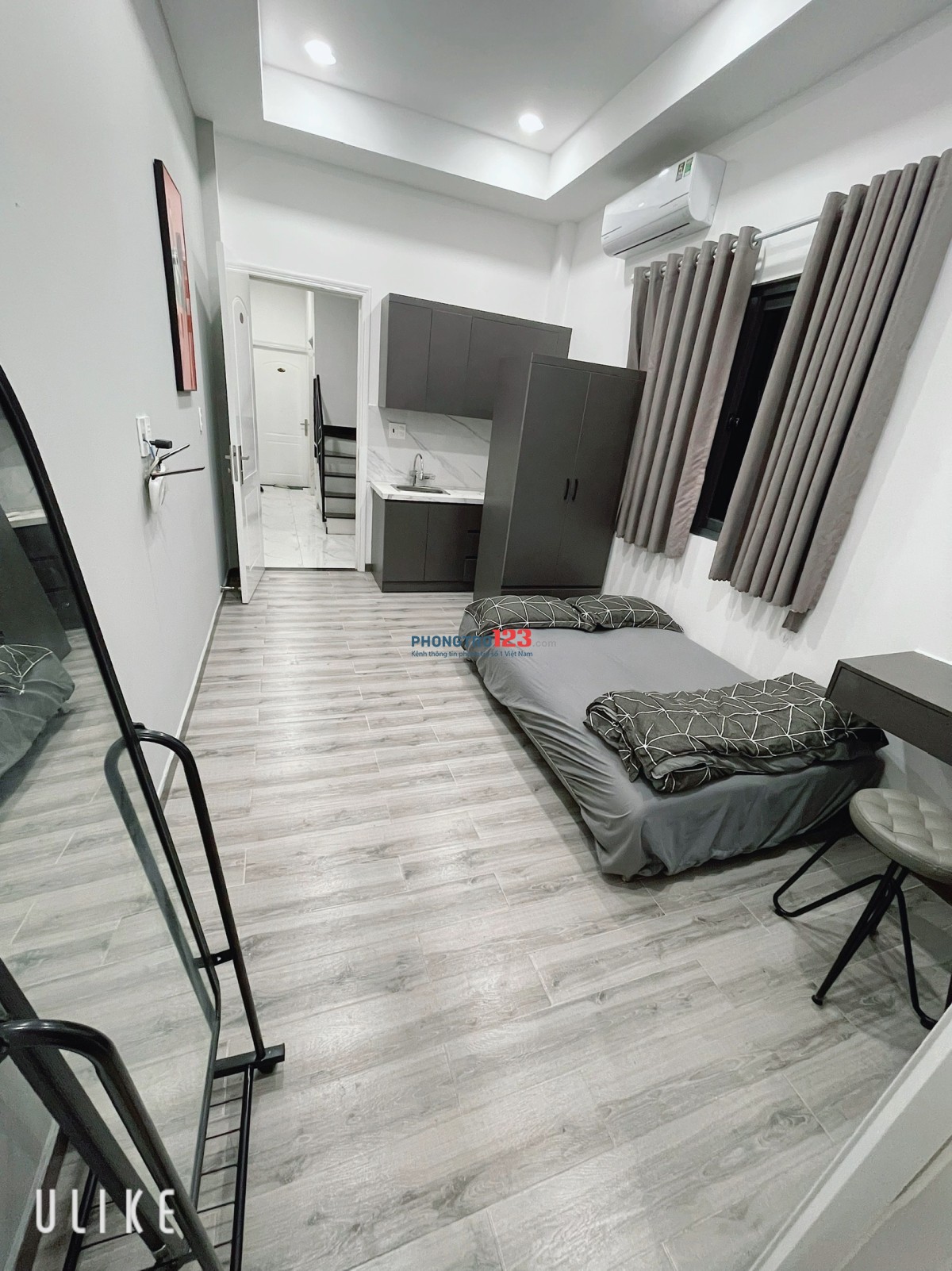 Cho thuê căn hộ Studio cửa sổ thoáng Q4 gần ĐH Luật, ĐH Nguyễn Tất Thành, cầu Tân Thuận
