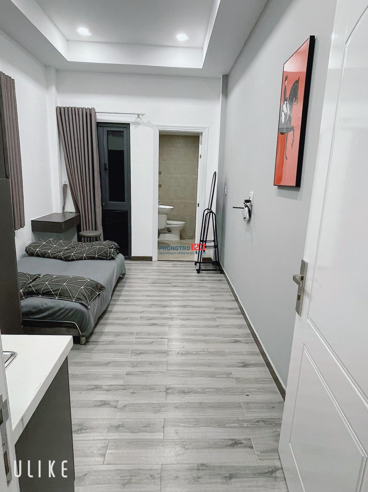Cho thuê căn hộ Studio cửa sổ thoáng Q4 gần ĐH Luật, ĐH Nguyễn Tất Thành, cầu Tân Thuận