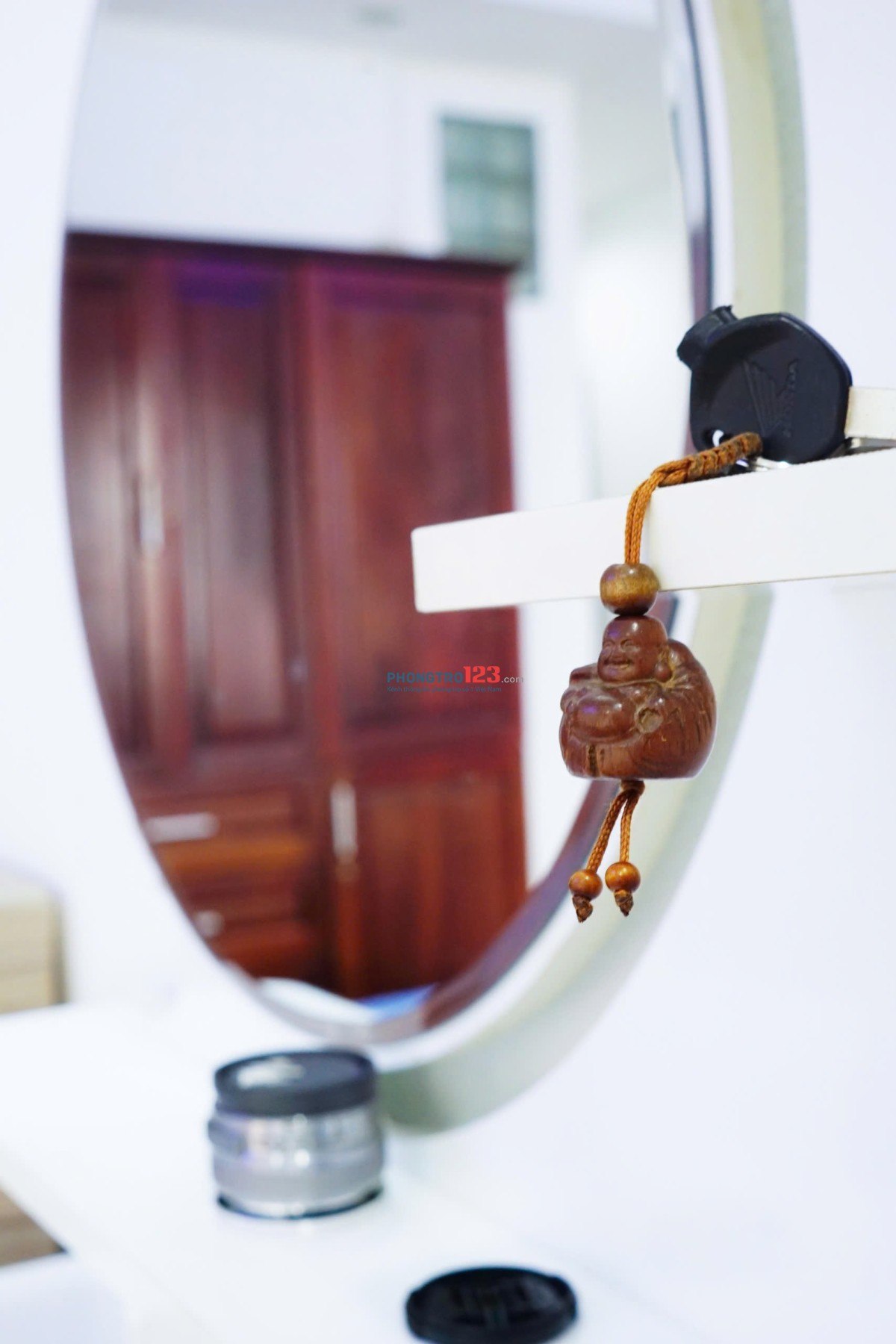 CHDV 45m2 BAN CÔNG - WC có BỒN TẮM gần ETOWN Cộng Hòa P13 Tân Bình