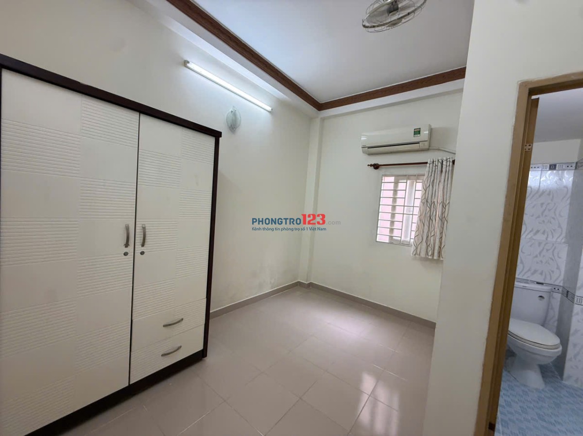 Quận 10, Cho thuê phòng, máy lạnh, toilet riêng trong phòng, tủ lạnh, tủ quần áo, khu an ninh...