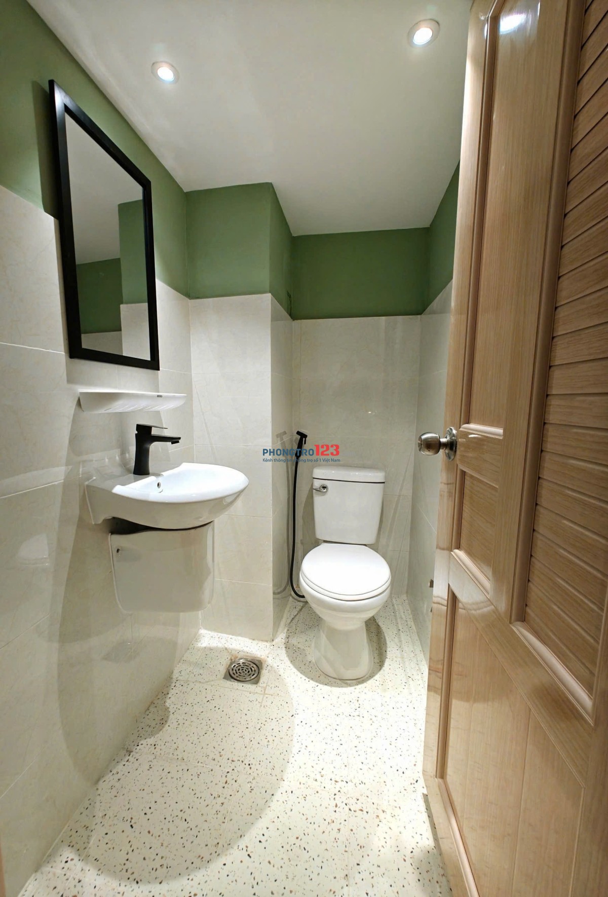 Cho Thuê Phòng Trọ Cao Thắng Q10, Gần Vạn Hạnh Mall, ĐH Bách Khoa, UEH, Y Dược, Bách Khoa, UEH