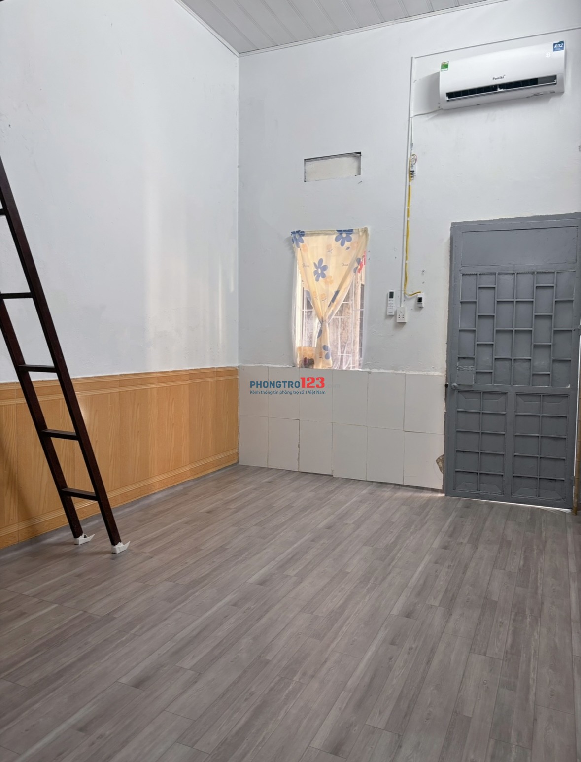 Cho thuê nhà mới cấp 4 sạch sẽ