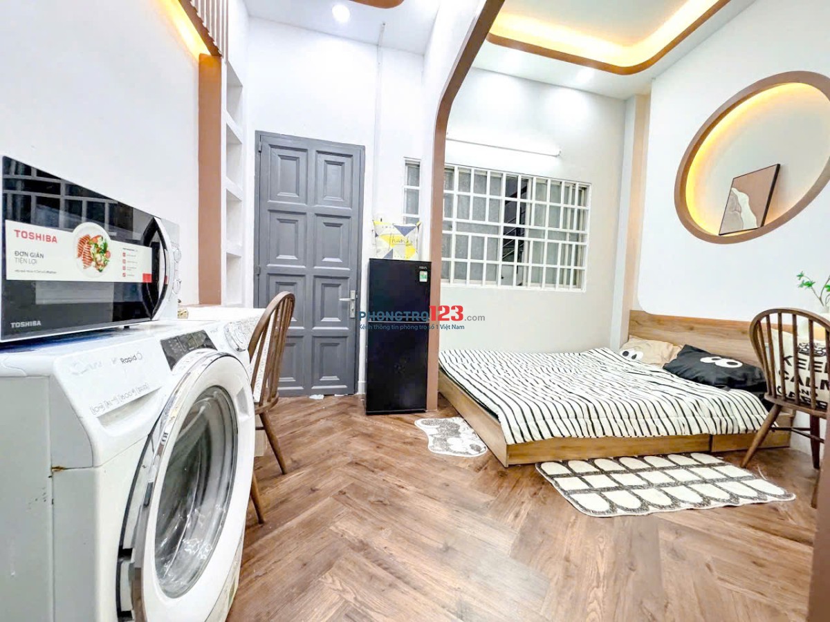Cho Thuê Phòng Tách Bếp 5' qua Đại Học Kinh Tế - ĐH Hoa Sen - ĐH Sư Phạm - ĐH Bách Khoa - ĐH Sài Gòn