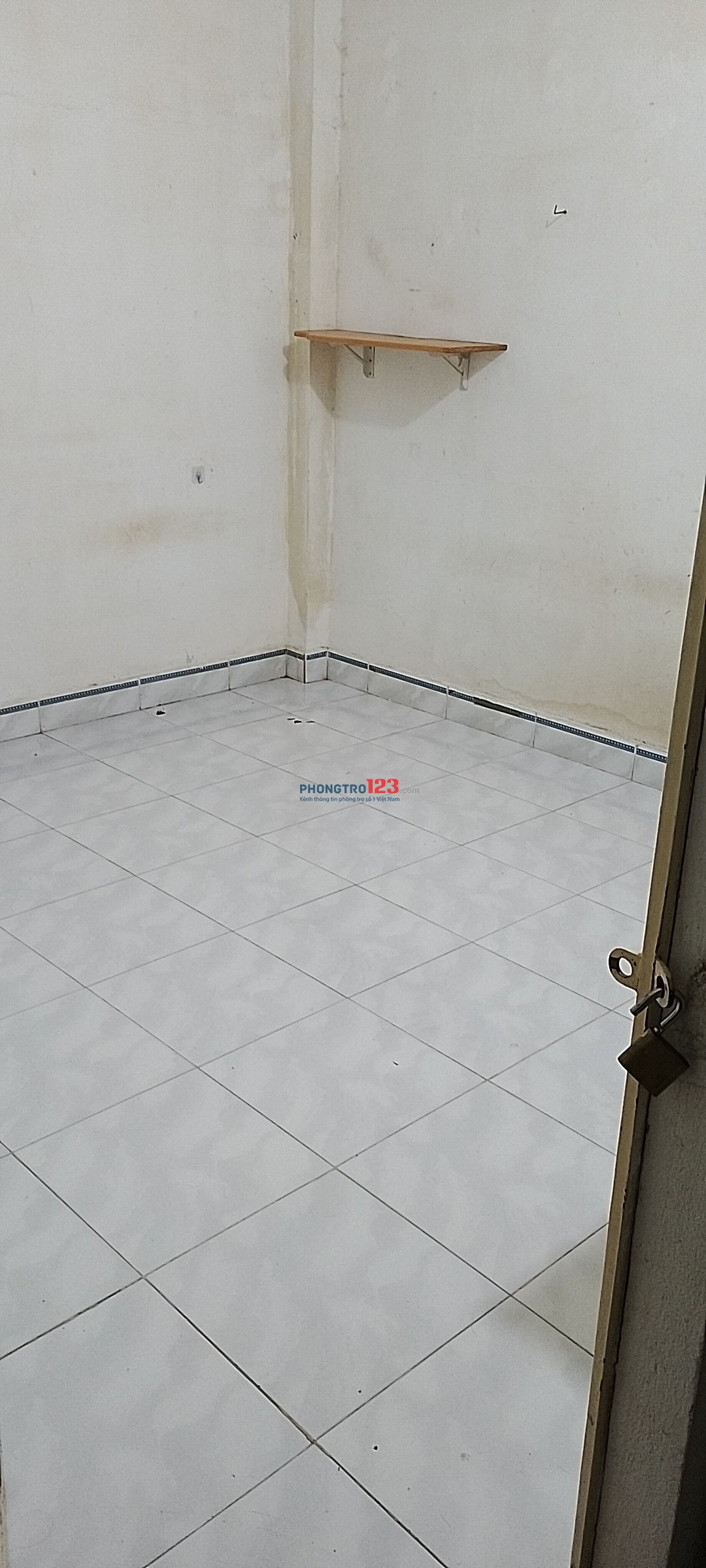 Phòng trọ 1 người, toilet chung, an ninh cực tốt, khu Lữ Gia