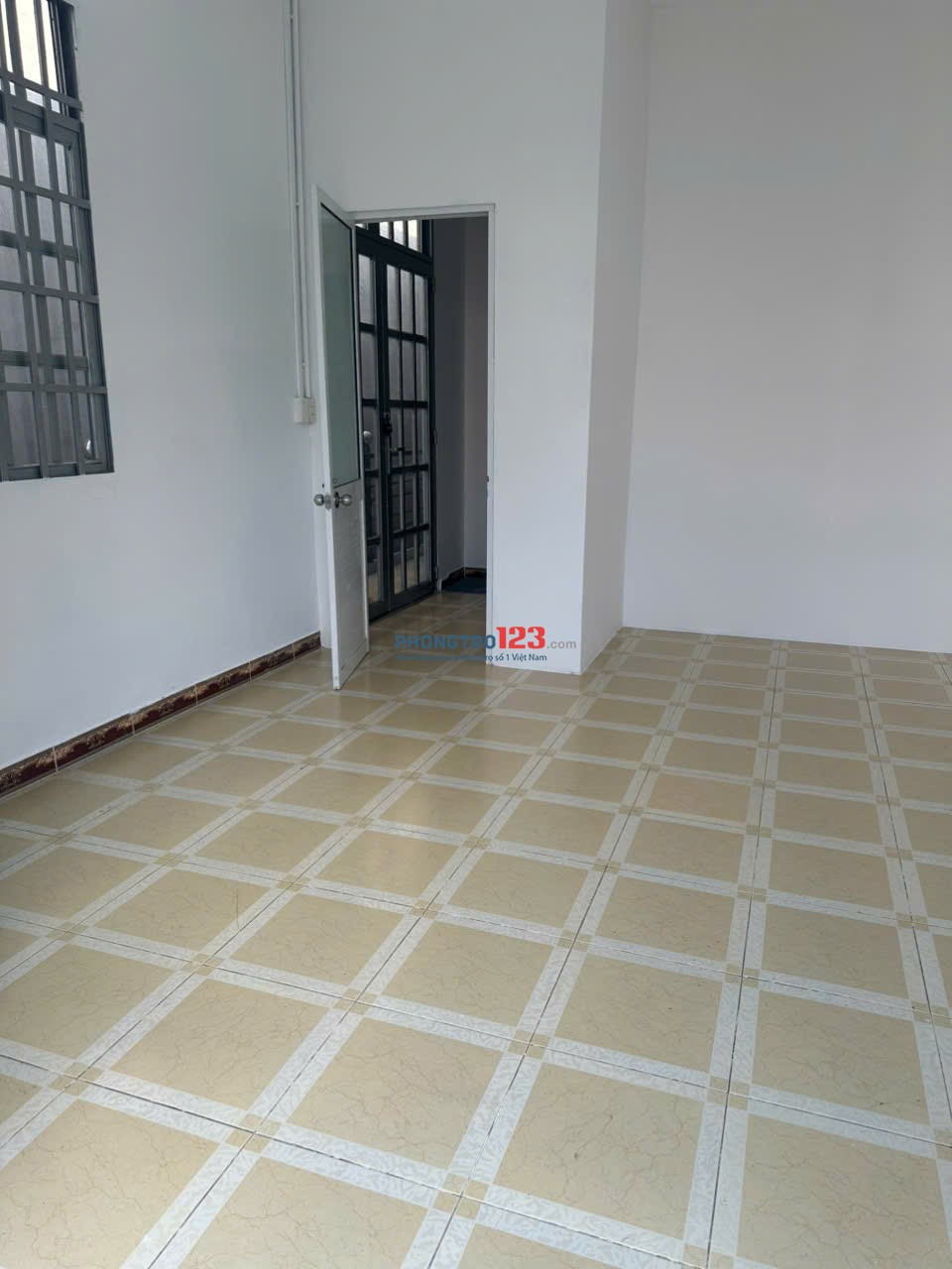 Nhà có liền ở đường Trương Đăng Quế, Phường 1, Quận Gò Vấp, giờ giấc tự do