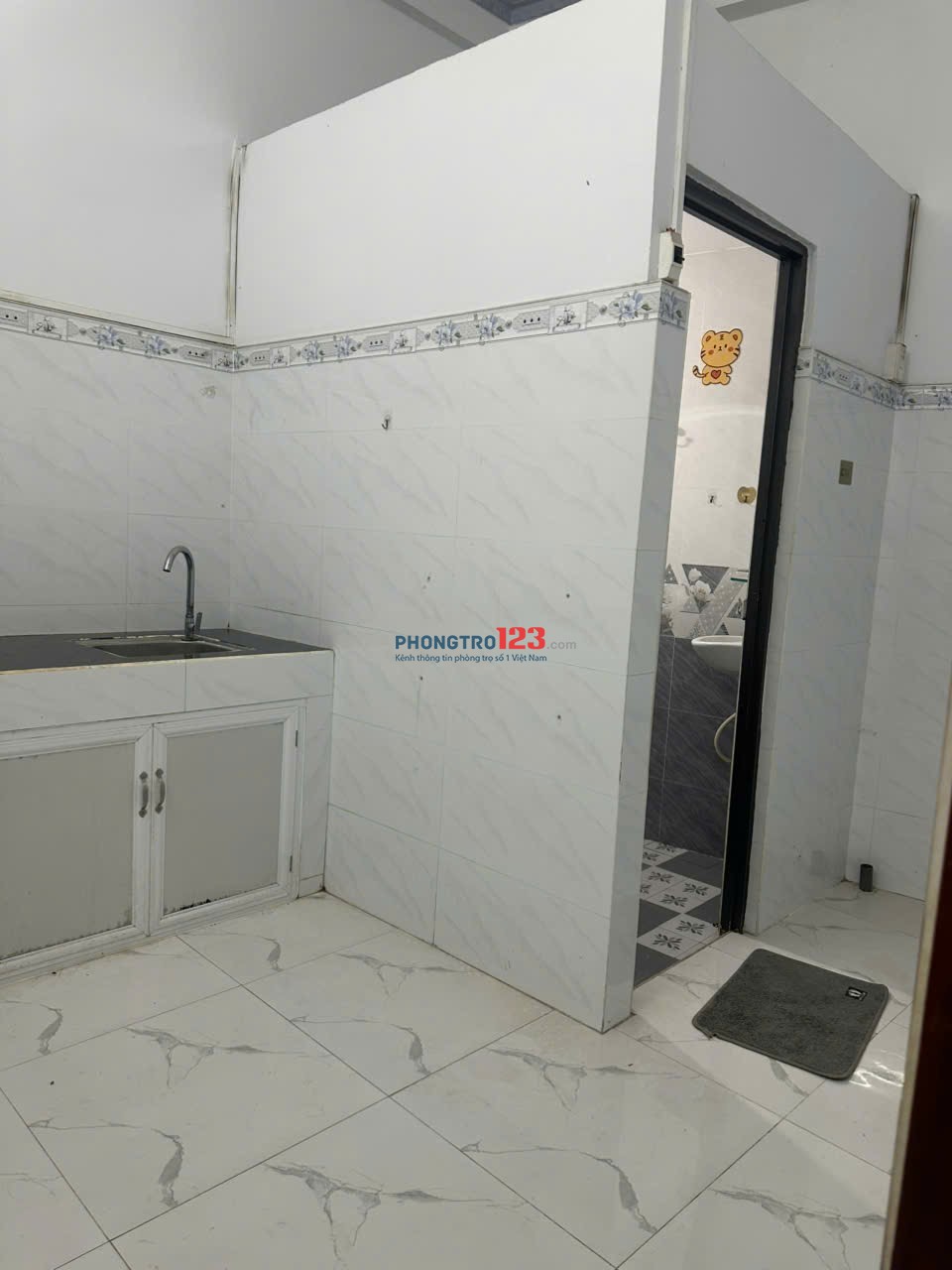Nhà có liền ở đường Trương Đăng Quế, Phường 1, Quận Gò Vấp, giờ giấc tự do