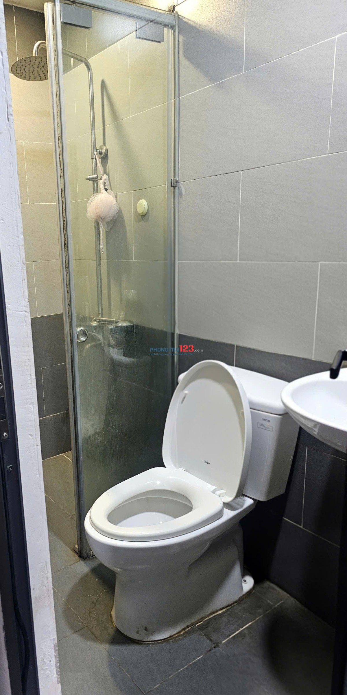 Cho thuê phòng giường tầng - Cửa sổ thoáng - Hoàng Văn Thụ Gần CV Gia Định Và Ngã Tư PN