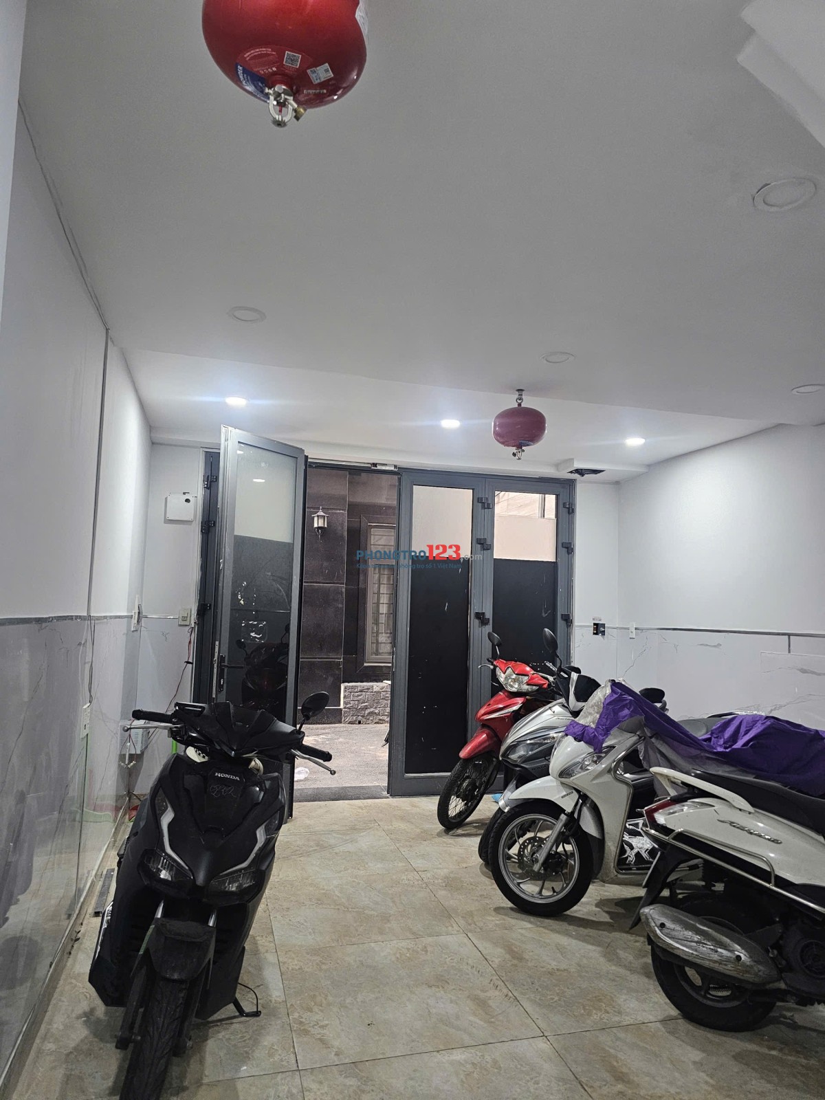 Cho thuê phòng giường tầng - Cửa sổ thoáng - Hoàng Văn Thụ Gần CV Gia Định Và Ngã Tư PN